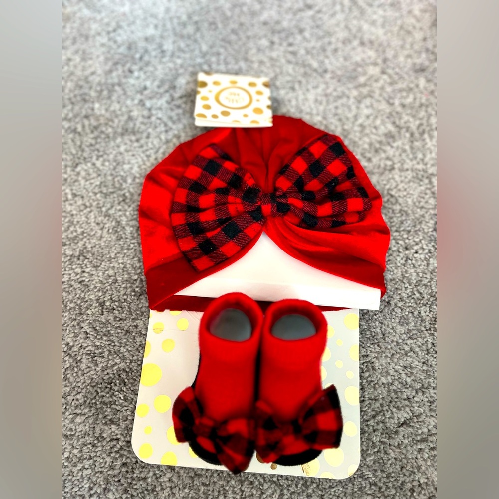 Little Me Turban Style Hat & Matching Booties